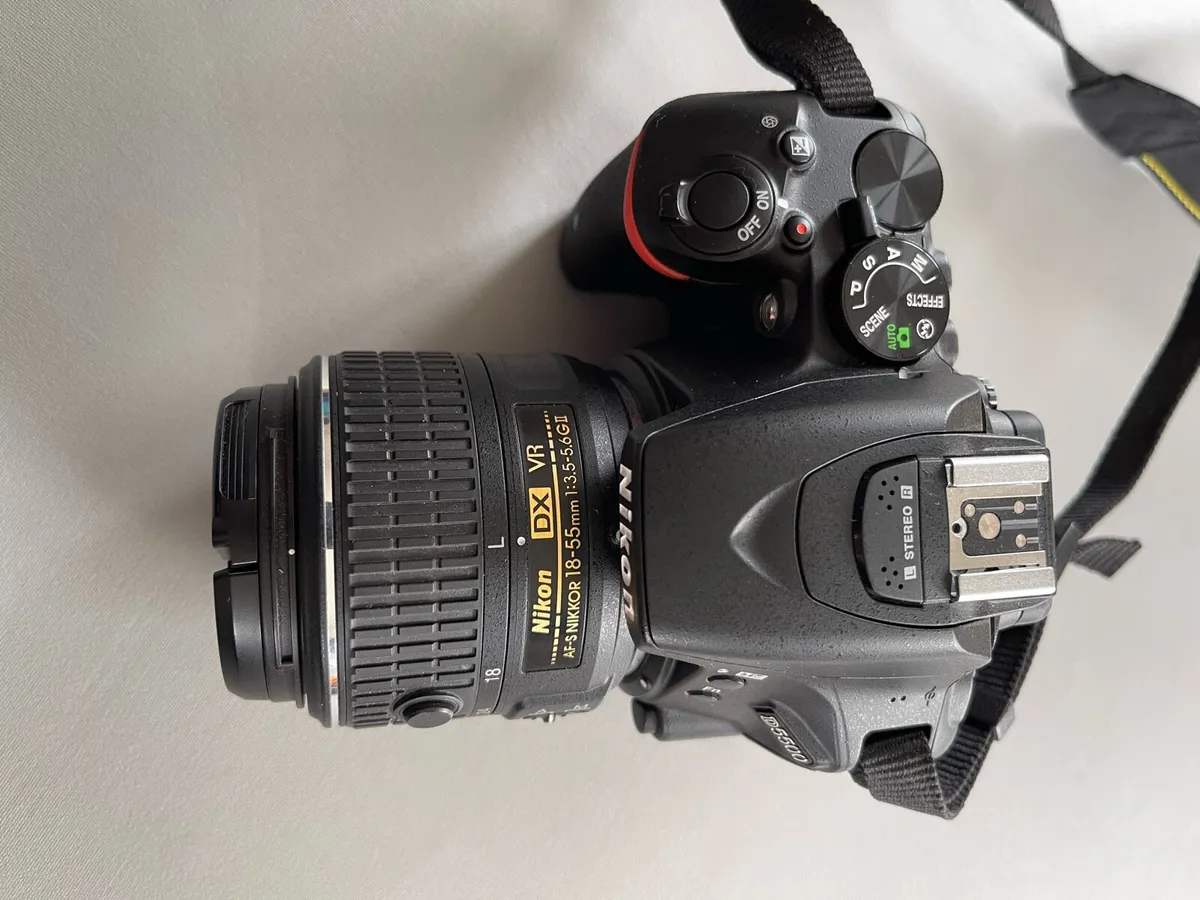 Nikon D5500 DSLR Camera Kit - Image 2