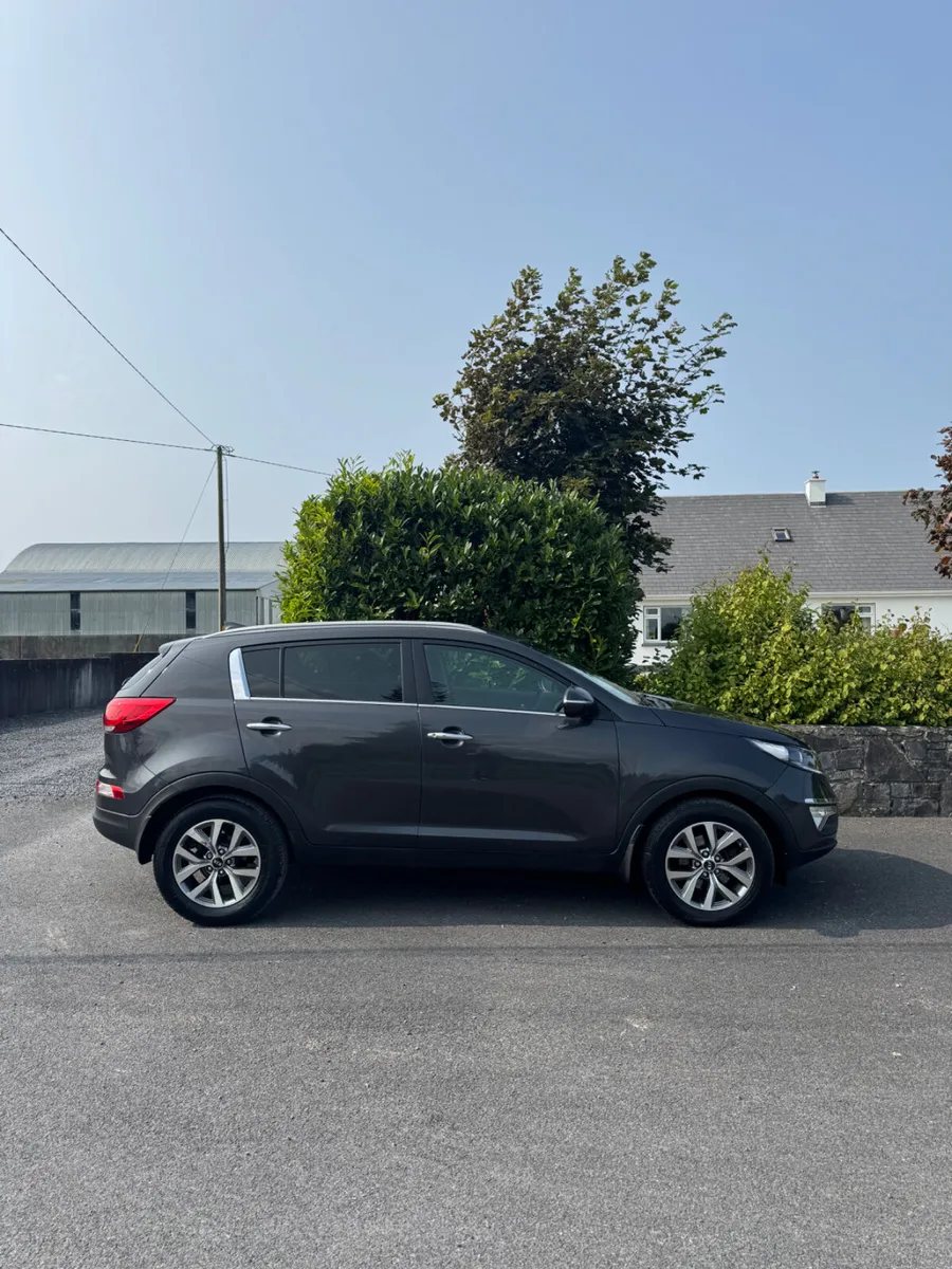Kia Sportage 2015 - Image 2