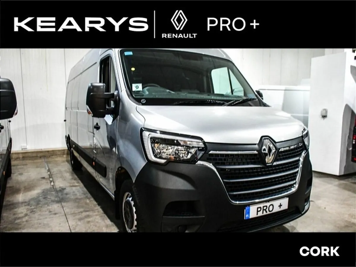 Renault Master Lm35 Blue dCi 135 Business  My22 - Image 1