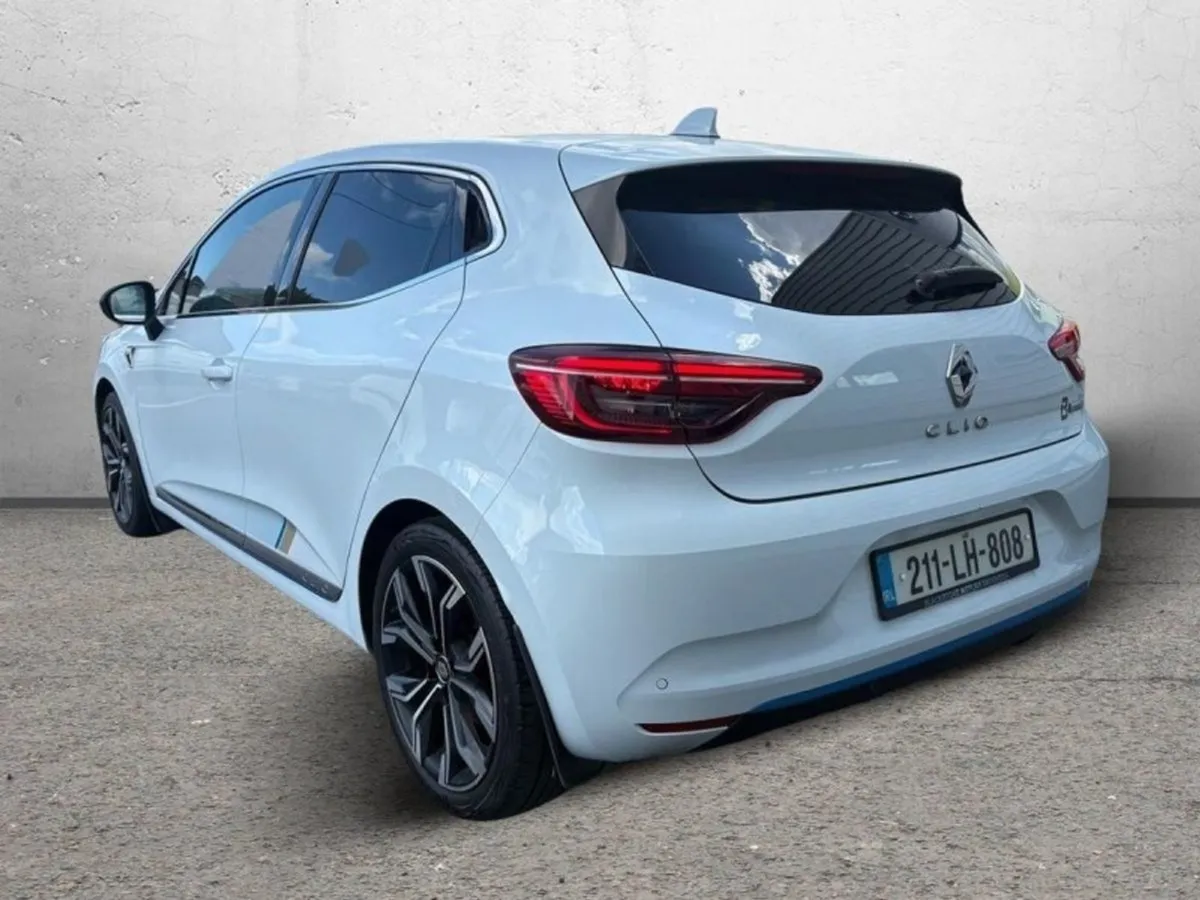 Renault Clio Dynamique E-tech Hybrid 140 Auto - Image 3