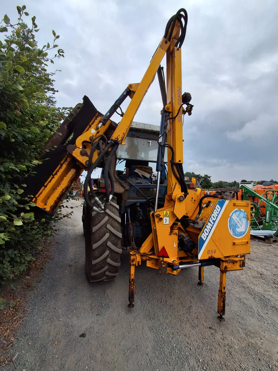 BOMFORD B54 HEDGECUTTER - Image 1