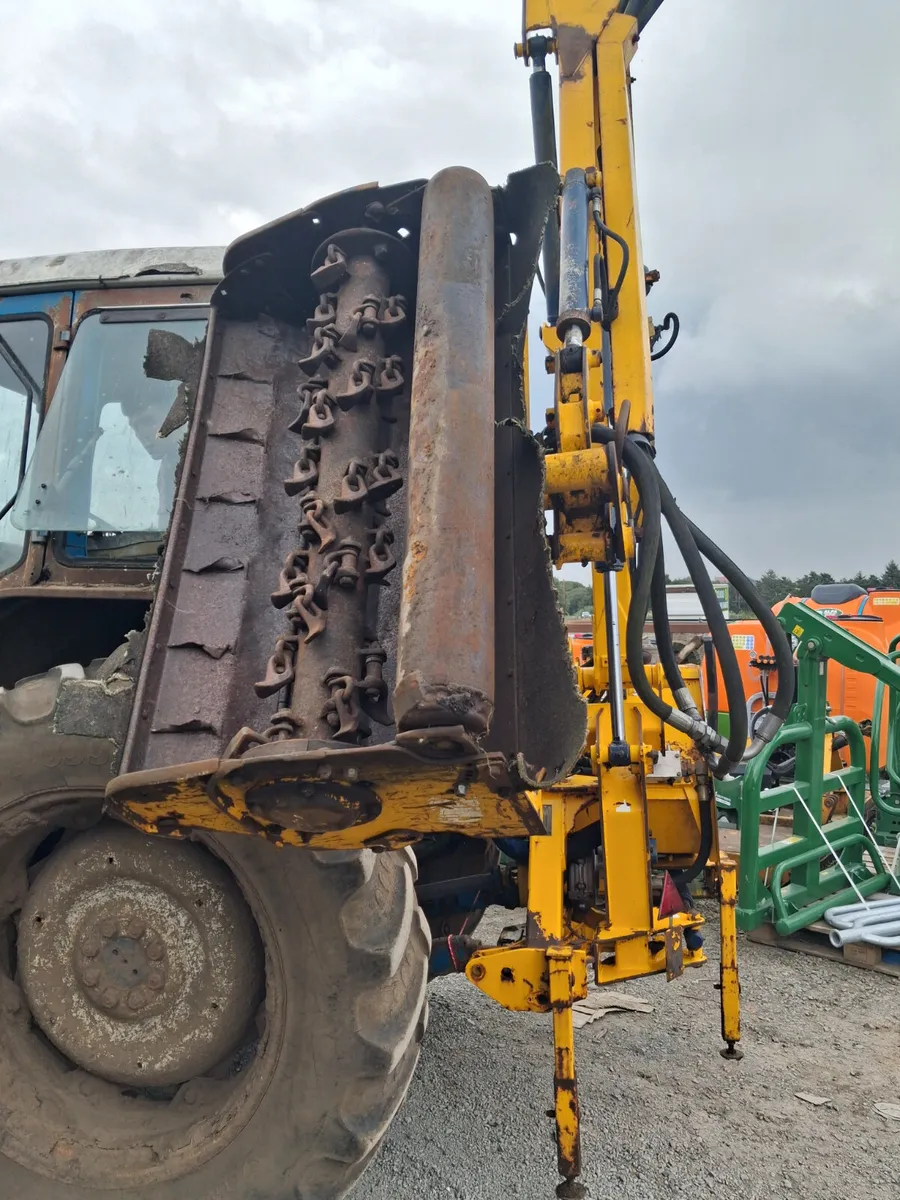 BOMFORD B54 HEDGECUTTER - Image 3