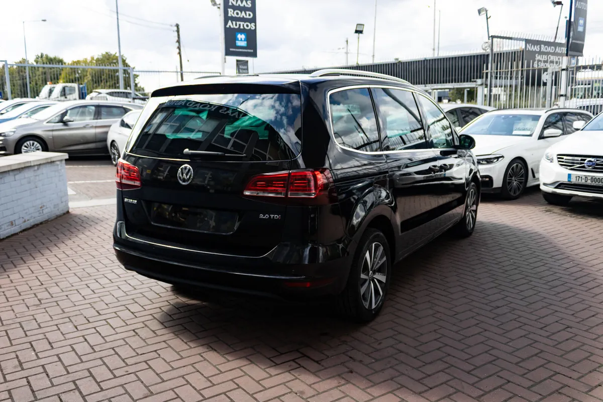 VOLKSWAGEN SHARAN 2.0 TDI HIGHLINE PLUS DR 7 SEATE - Image 3