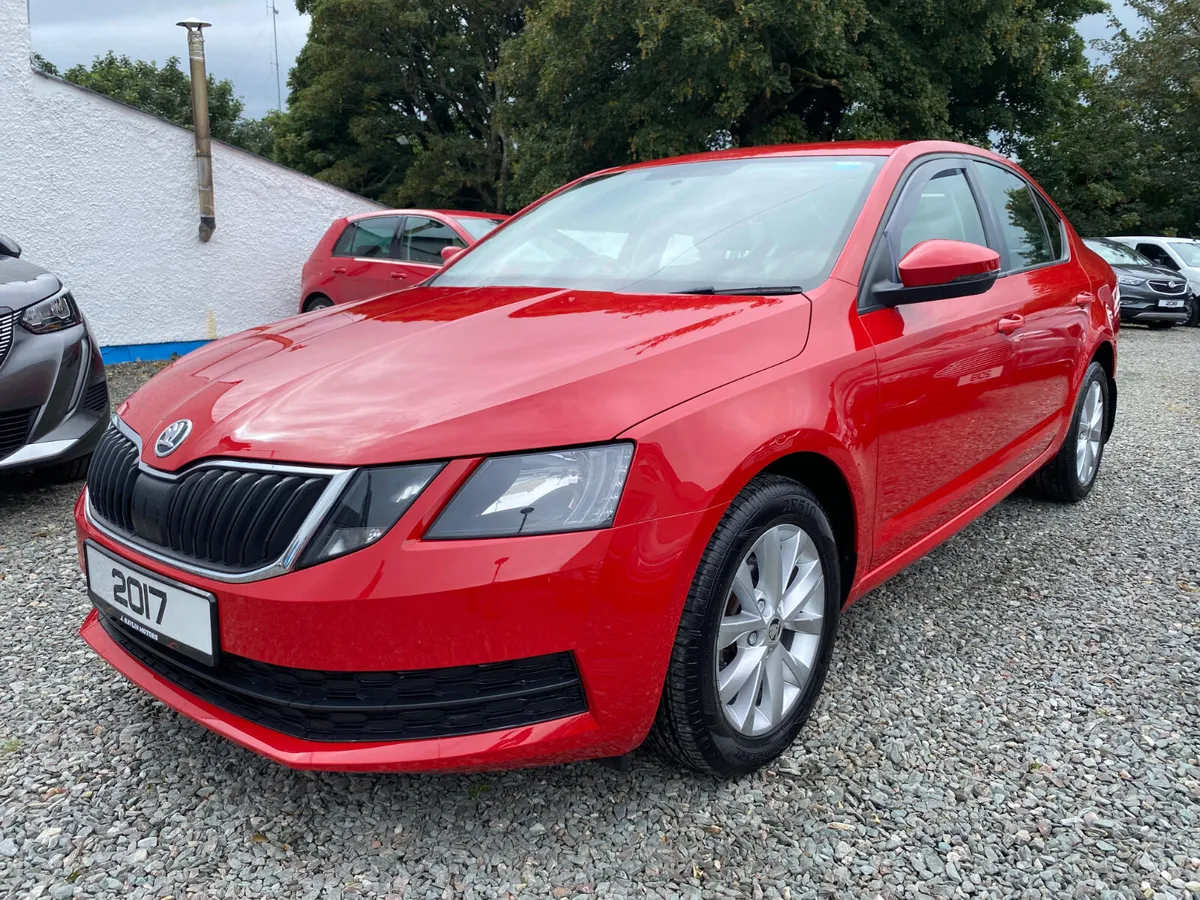 Oct 2017 Skoda Octavia 1.6 TDi S 115 - Image 3