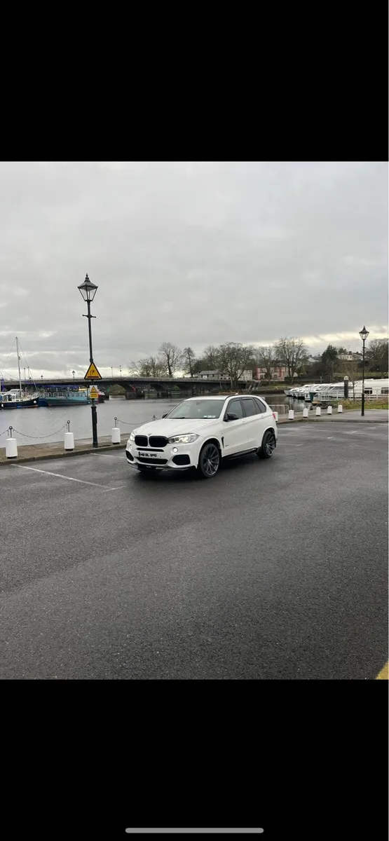 X5 40D CREWCAB - Image 3