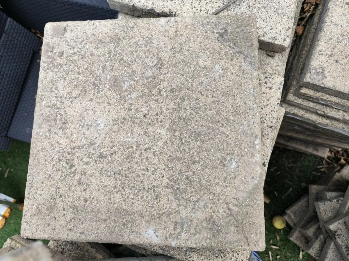 Concrete patio paving slabs - Image 3