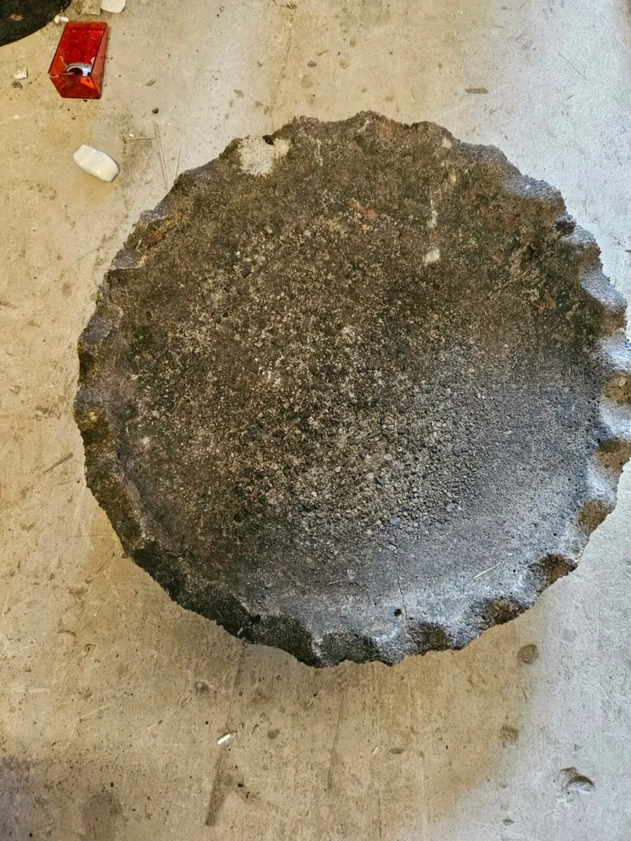 Weathered Bird Bath - Image 2