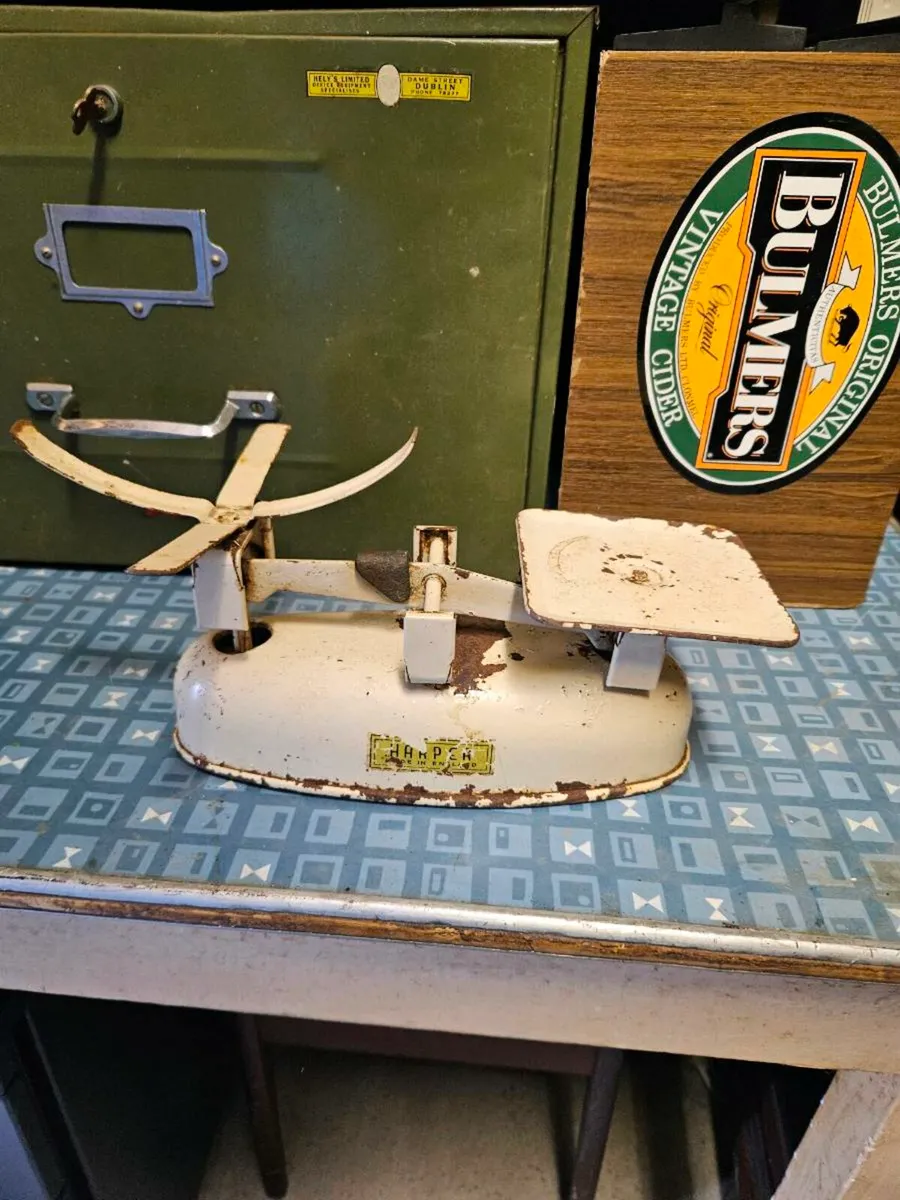 Vintage Weighing Scales - Image 3