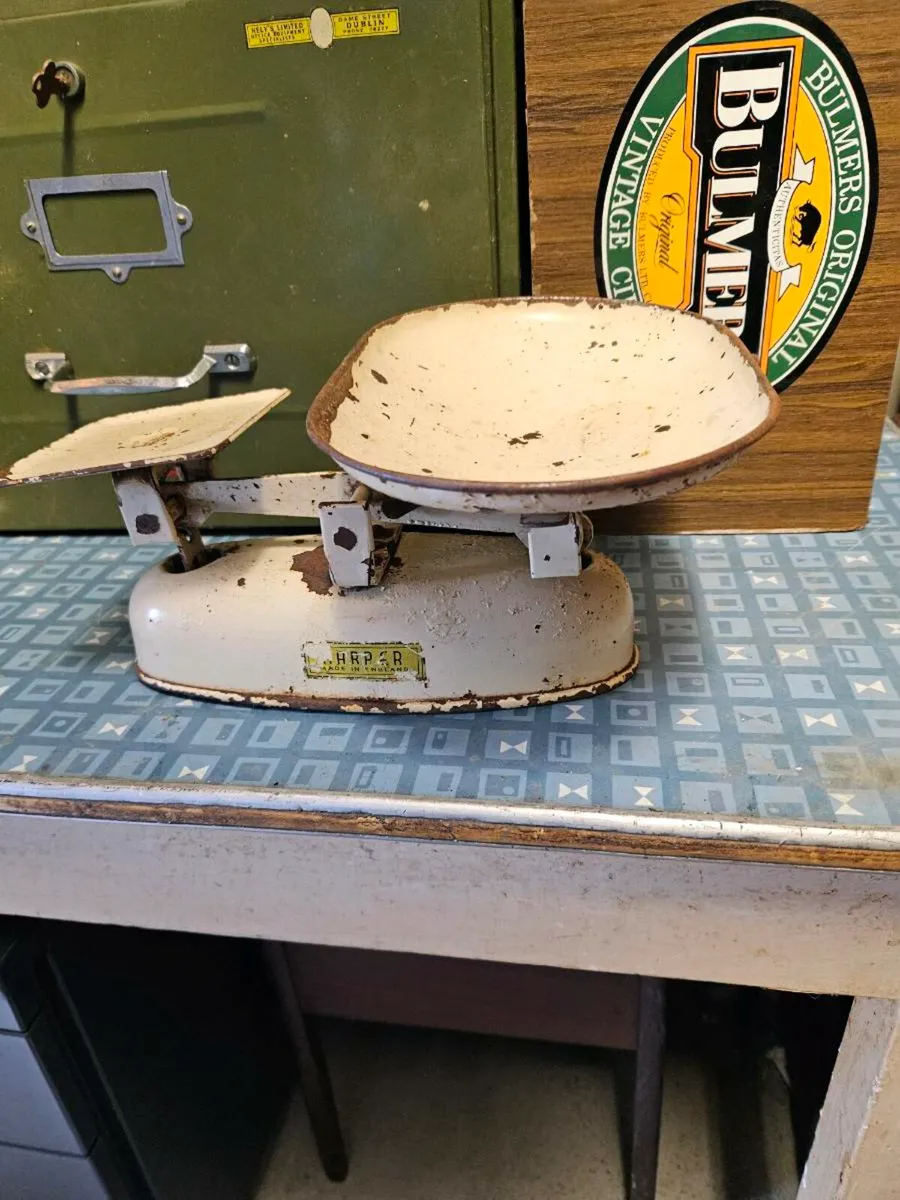 Vintage Weighing Scales - Image 1