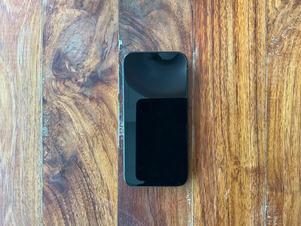 APPLE IPHONE 15 PRO BLACK TITANIUM 256GB - Image 4