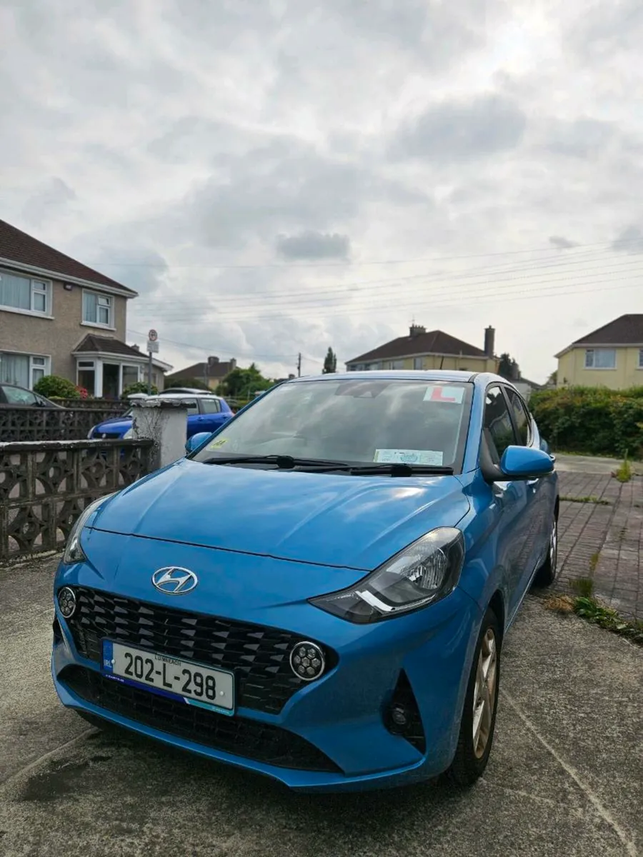 Hyundai i10 Premium - Image 1