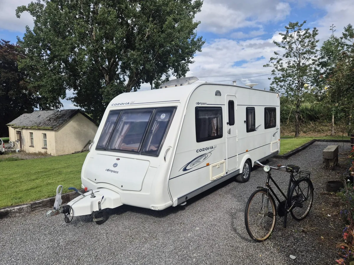 Compass corona fixed bed 4 berth - Image 1