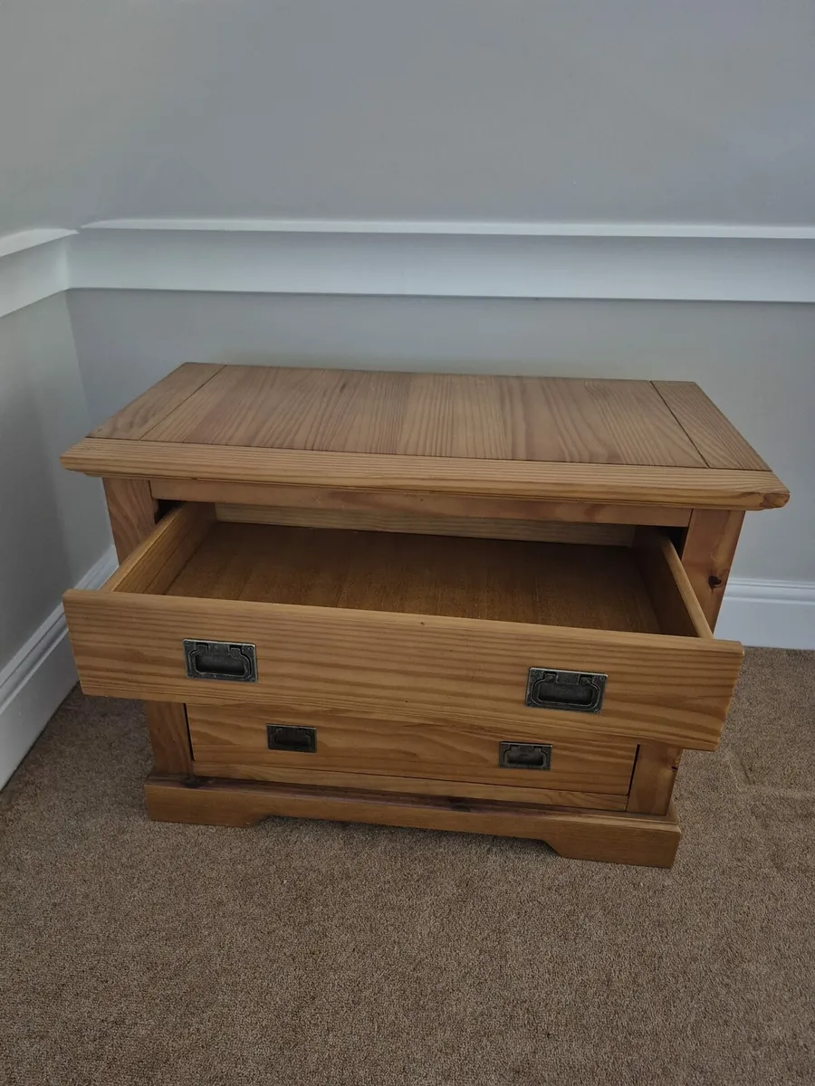 Chest of drawers - Image 1