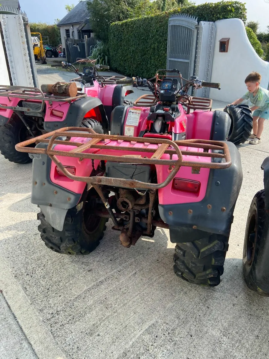 3 SUZUKI 300 Kingquad quads - Image 4