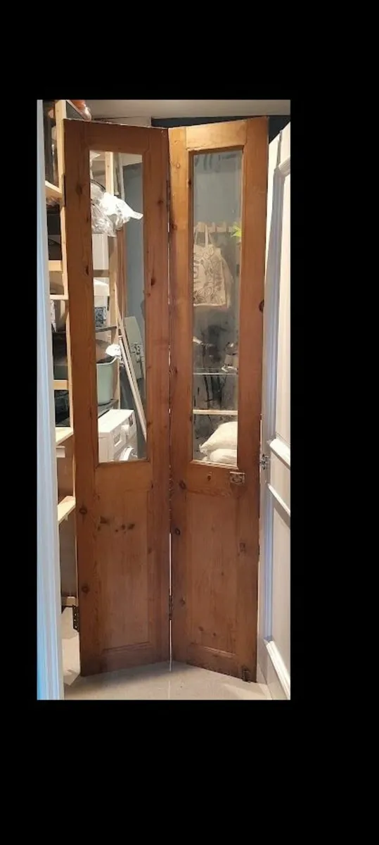 Vertical 2 Panel Bi-Fold Victorian Doors x 2 - Image 1