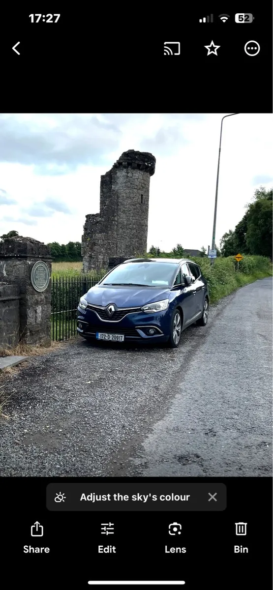 Renault  Grand Scenic - Image 1