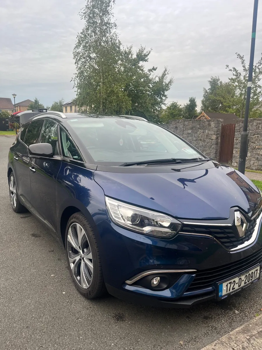 Renault  Grand Scenic - Image 2