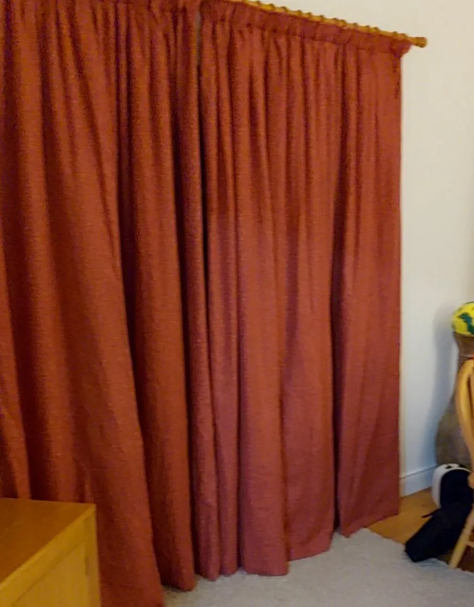 Curtains and poles - Image 1