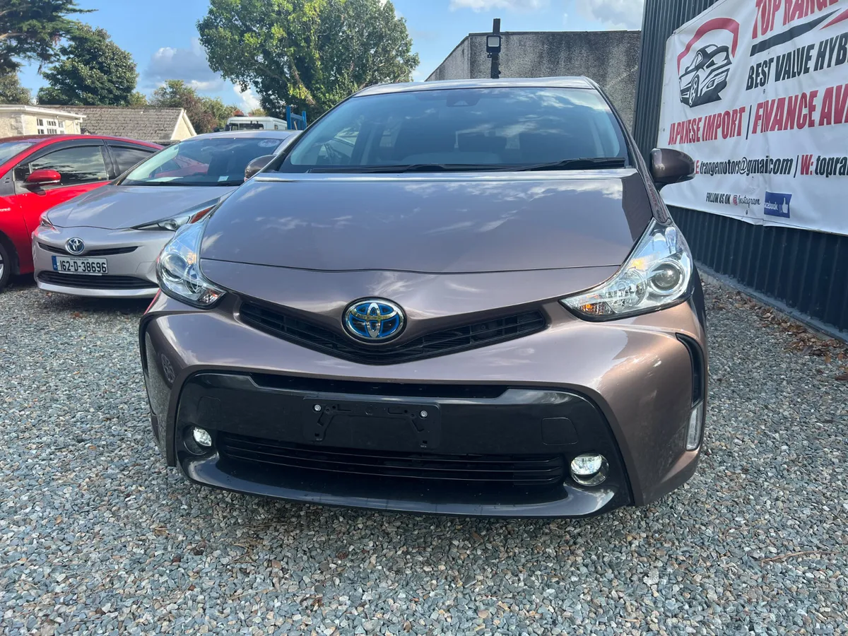 Toyota Prius ** 2020/08** low mileage - Image 2