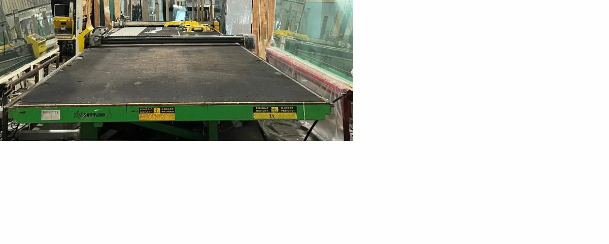 Large work bench - Image 2
