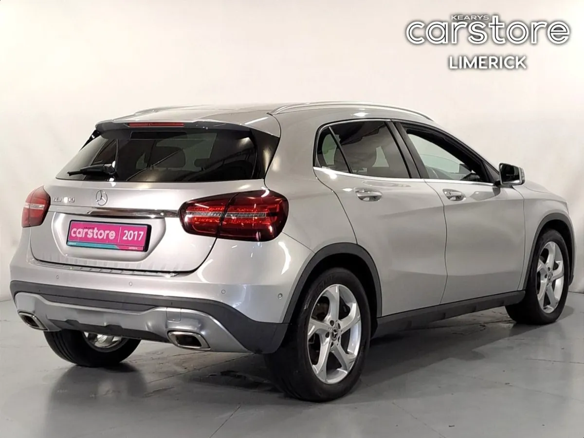Mercedes-Benz GLA 180 Auto 1.6 PET - Image 3