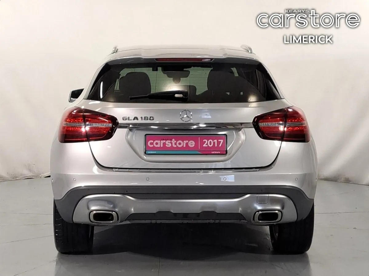 Mercedes-Benz GLA 180 Auto 1.6 PET - Image 4