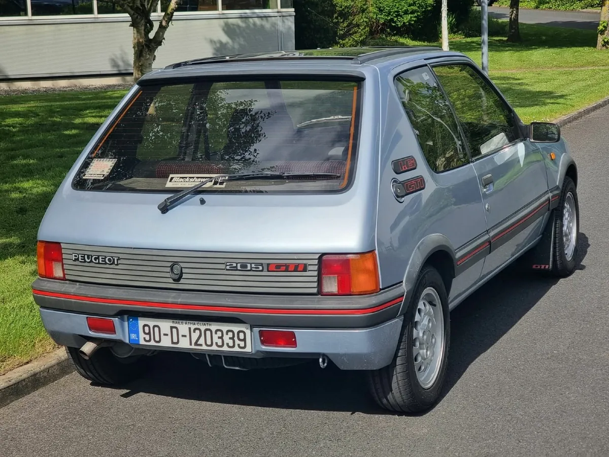 Peugeot 205 1990 - Image 4
