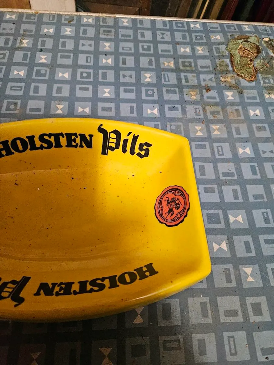 Vintage Guinness Holsten Pills Ashtray - Image 4