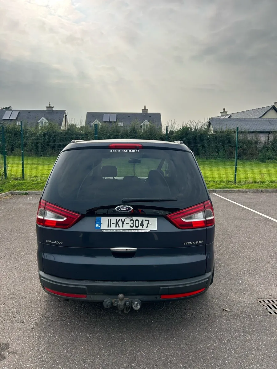 Ford Galaxy - Image 3