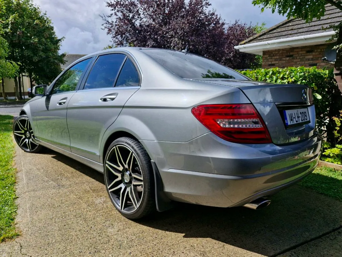 Mercedes C220 Automatic - 2014 - Image 3