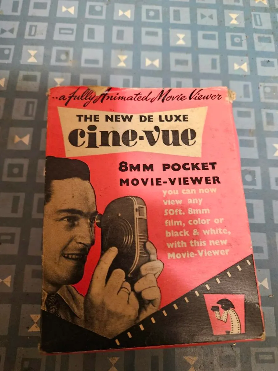 Vintage Cine Vue Pocket Movie Viewer - Image 2