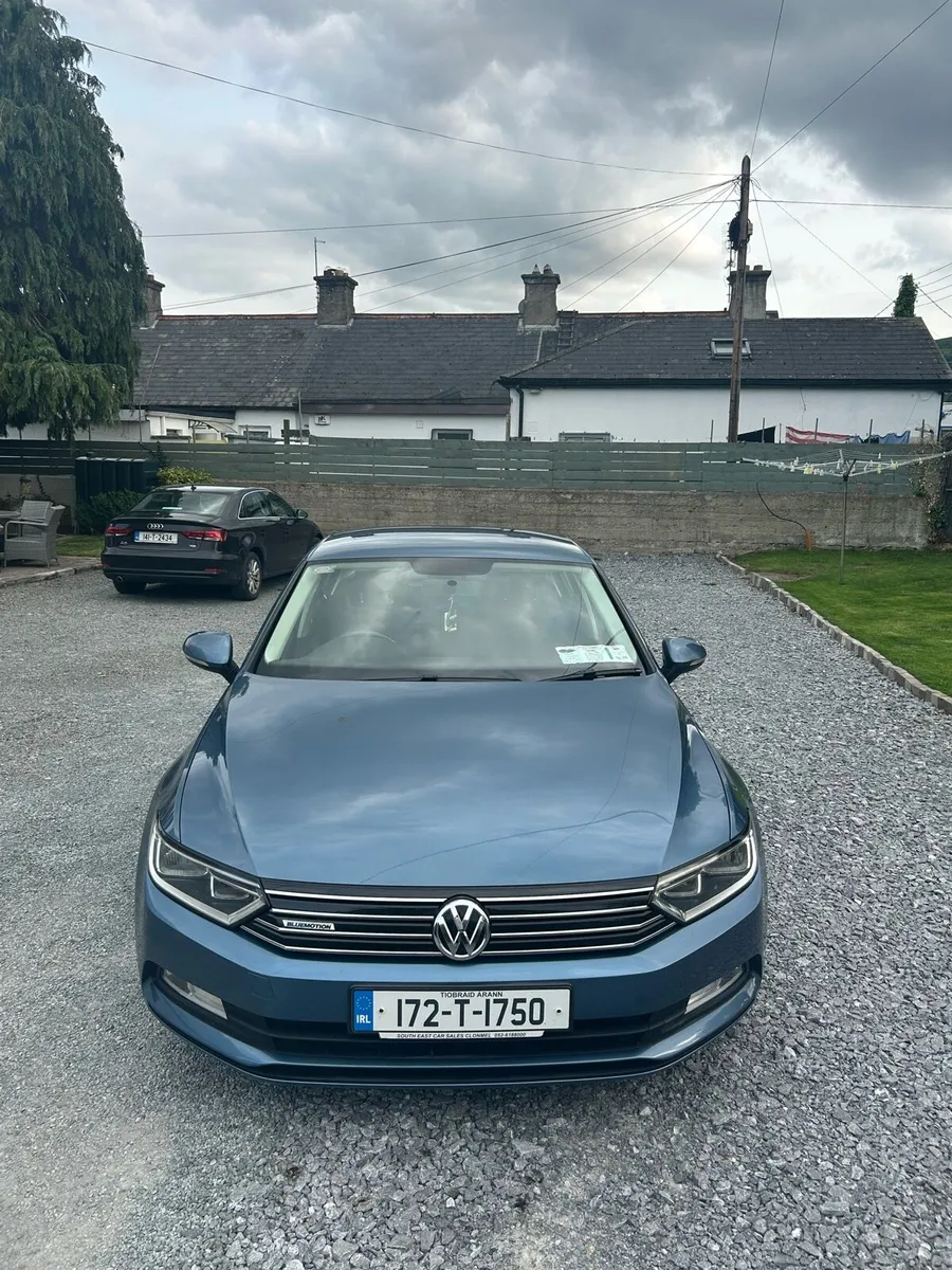 Volkswagen Passat - Image 2
