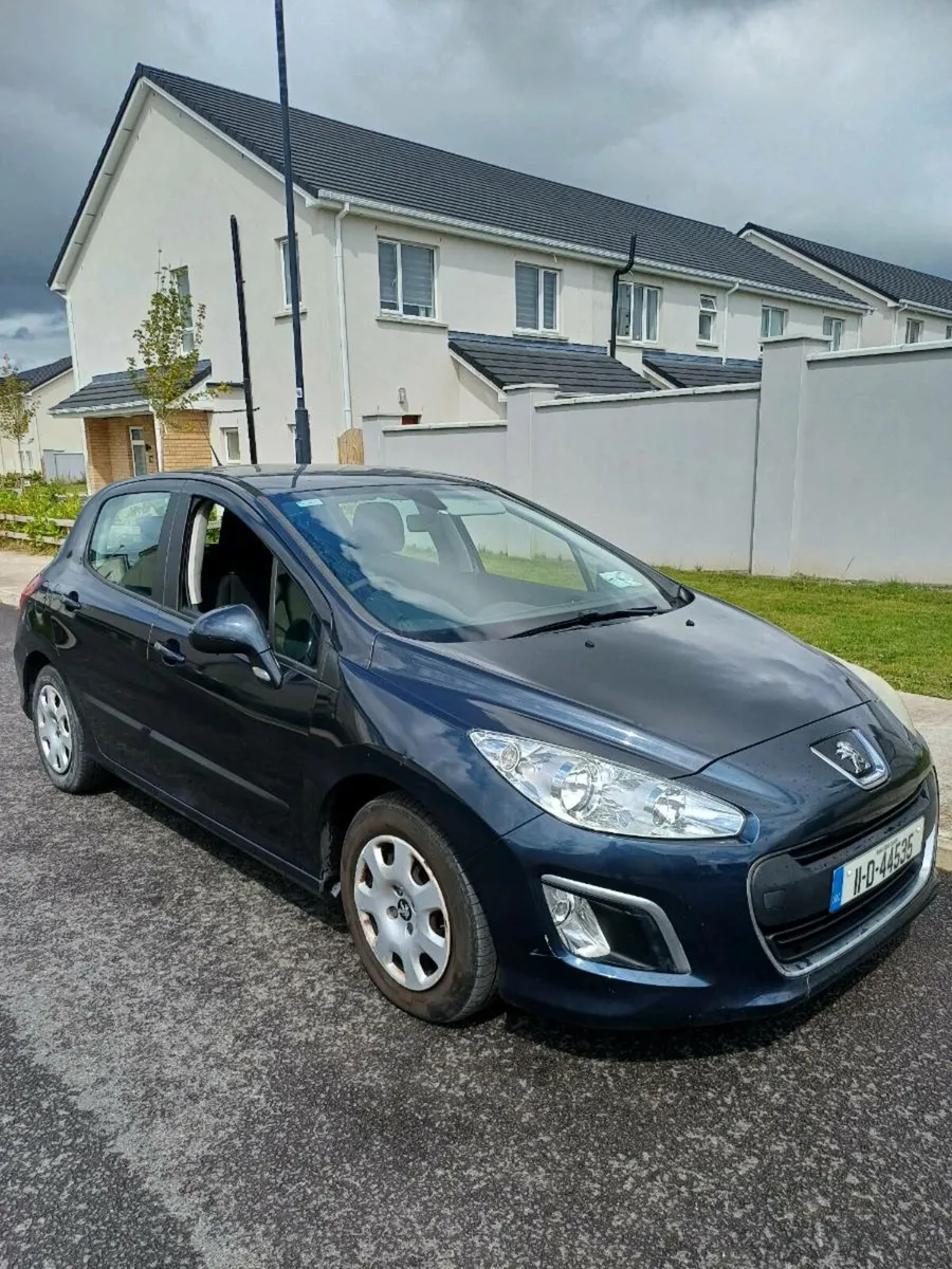 PEUGEOT 308 2011 1.6 DIESEL AUTOMATIC LOW KM - Image 1