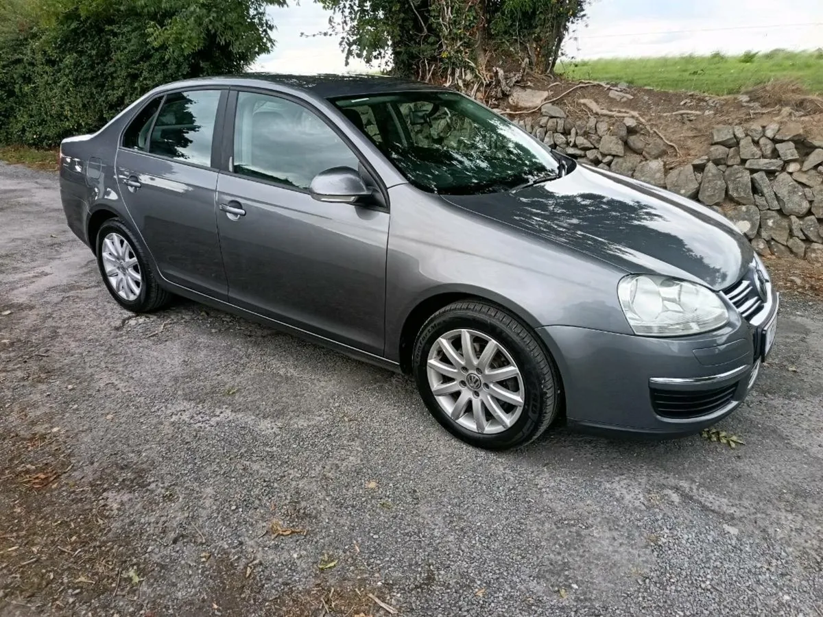 Volkswagen jetta 1.6 petrol new N. C. T - Image 1