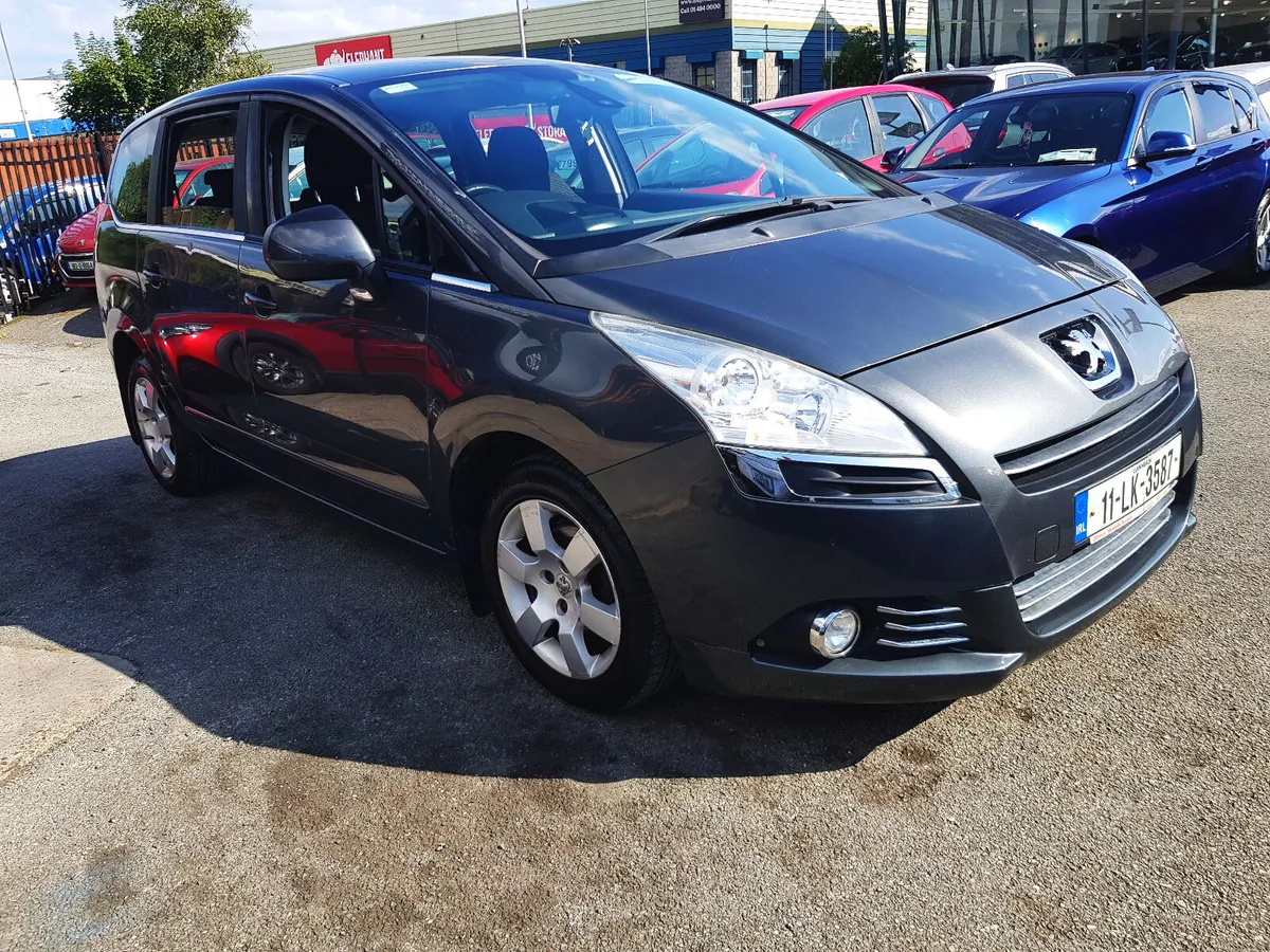 11 PEUGEOT 5008 7 Seater New NCT Warranty - Image 4