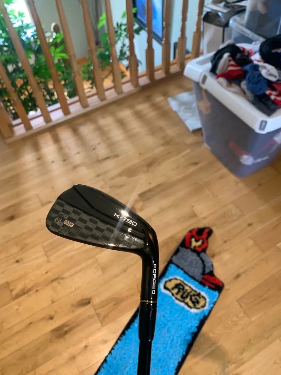 Kith X Taylormade 7 Iron - Image 1
