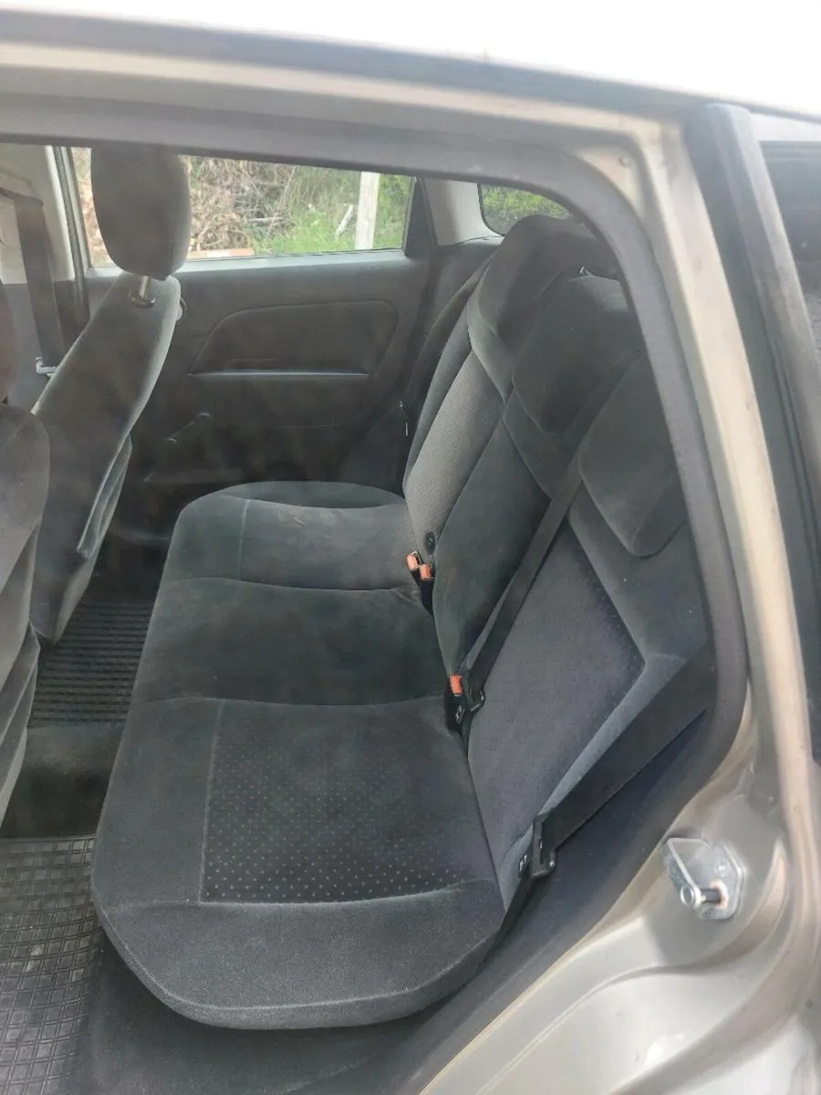 Ford fiesta 1.4 petrol - Image 4