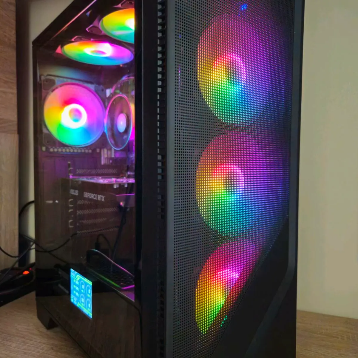 Brand new gaming pc+monitor 1 year warranty - Image 1