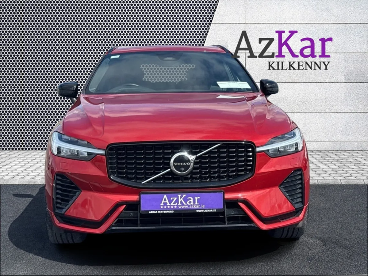 Volvo XC60 2022 R DESIGN PRO T8 LONG RANGE BATTERY - Image 2