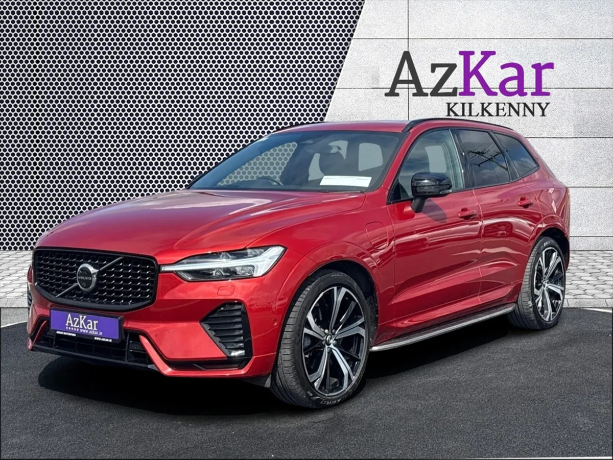 Volvo XC60 2022 R DESIGN PRO T8 LONG RANGE BATTERY - Image 3
