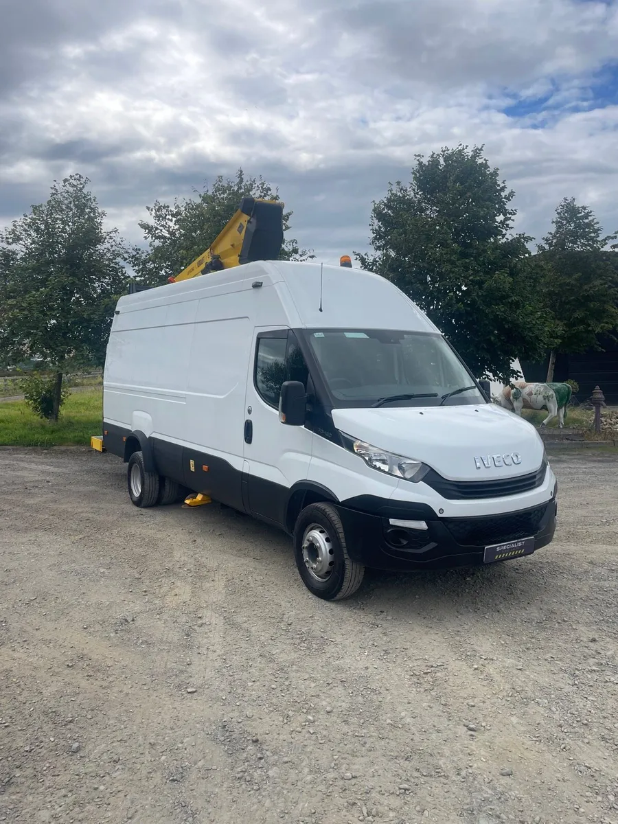 Iveco Daily Versalift Cherry picker - Image 2