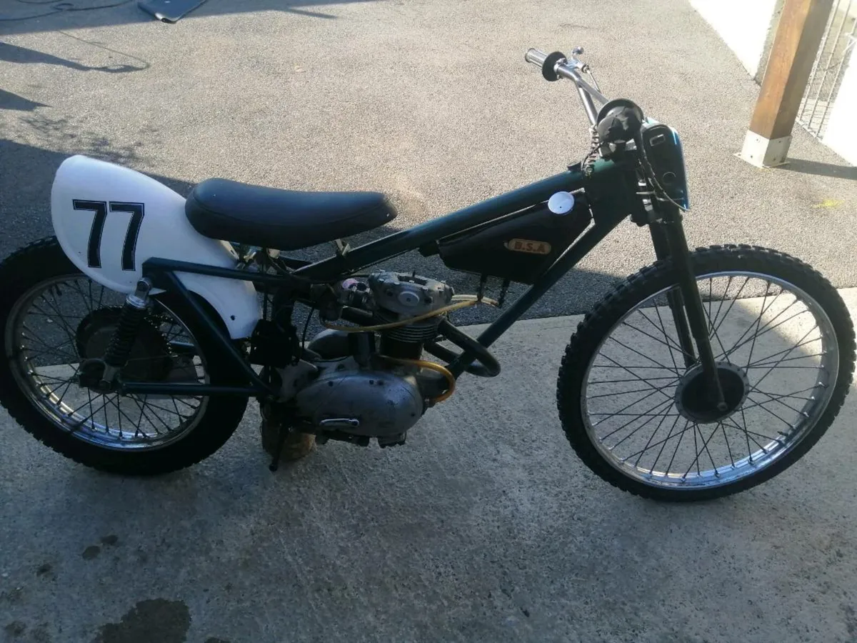 Circa 1961 speedway motorcycle bsa engine, hagon - Image 2