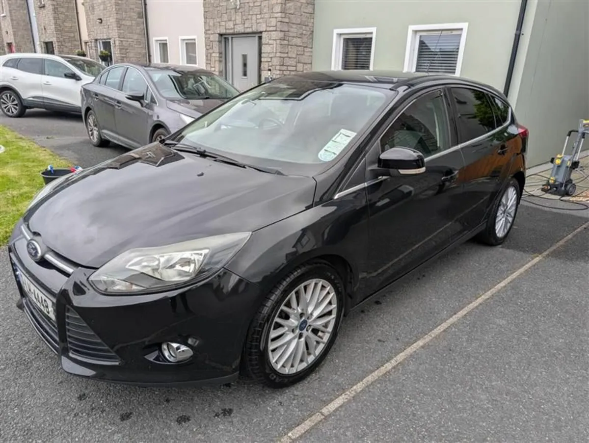 Ford Focus 2012 - Image 1