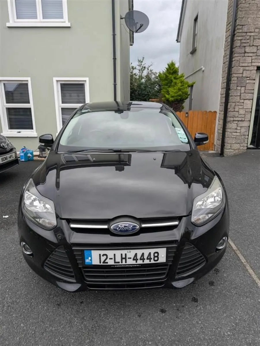 Ford Focus 2012 - Image 2
