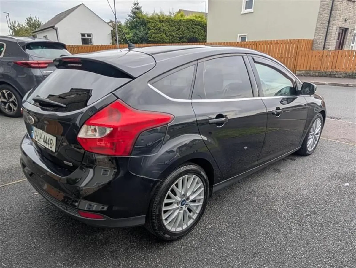 Ford Focus 2012 - Image 3