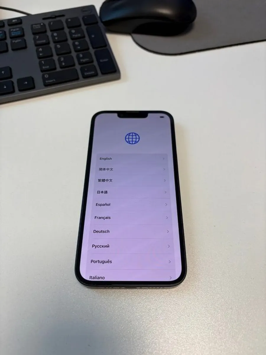 iPhone 14 - Image 3