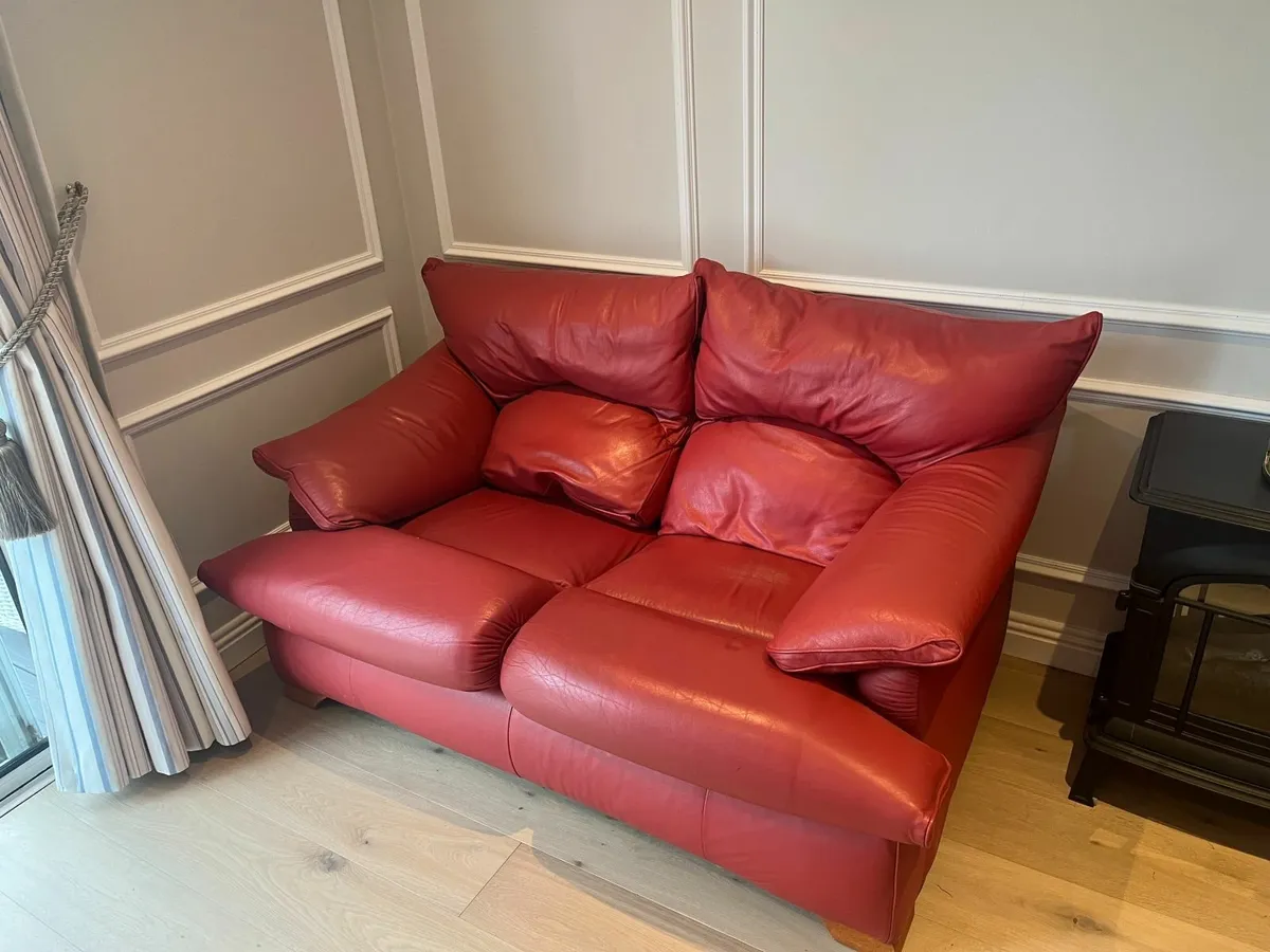 2 x Red Leather Couches - Image 1