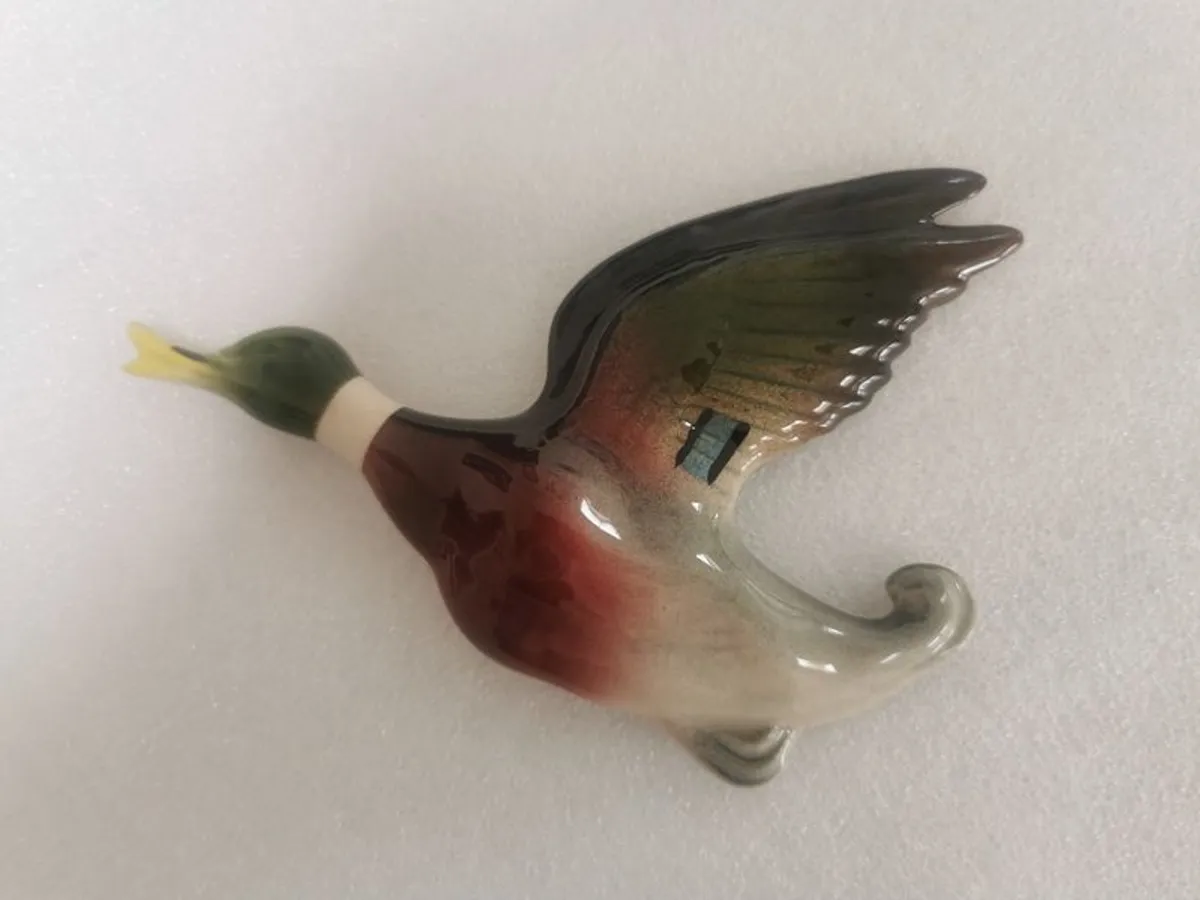 Vintage Staffordshire Flying Ducks - Image 3
