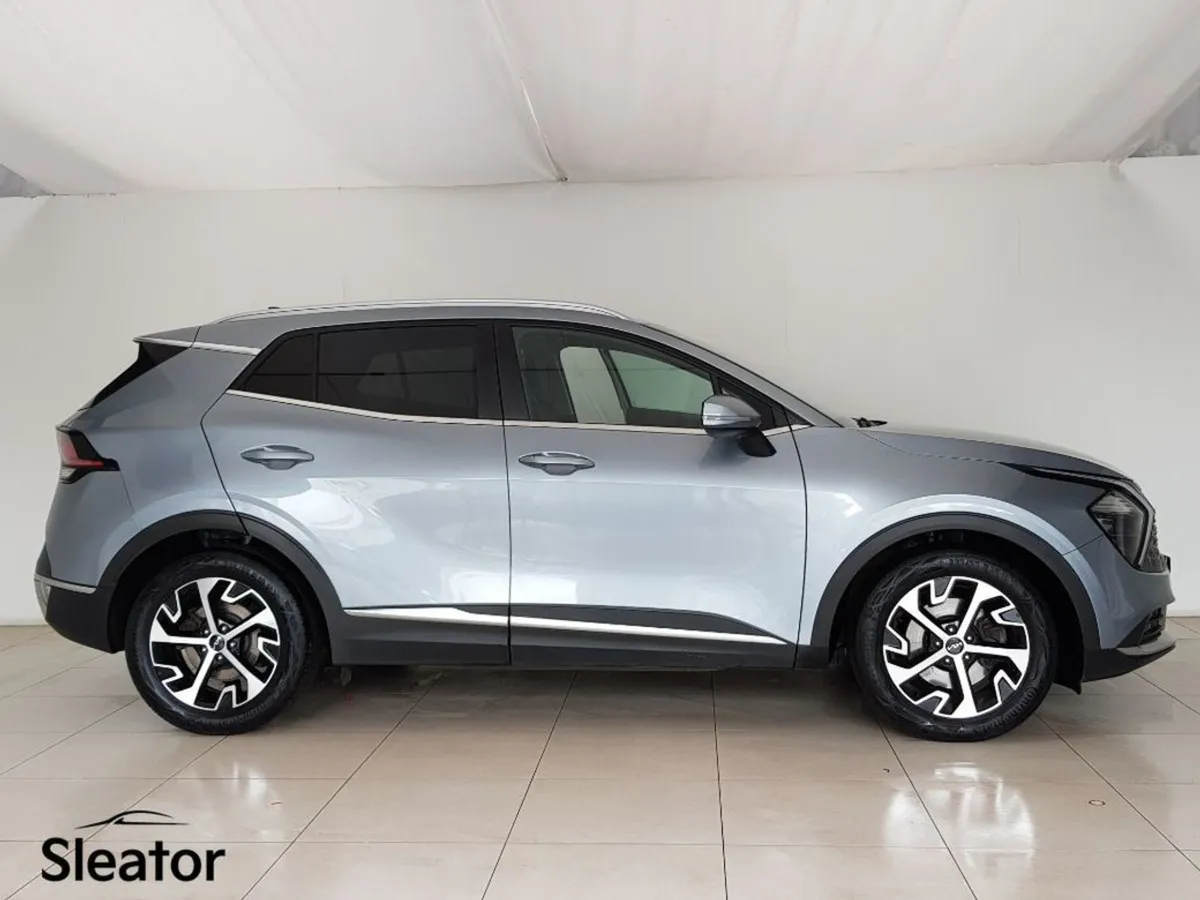 Kia Sportage Manual 5DR - Image 2