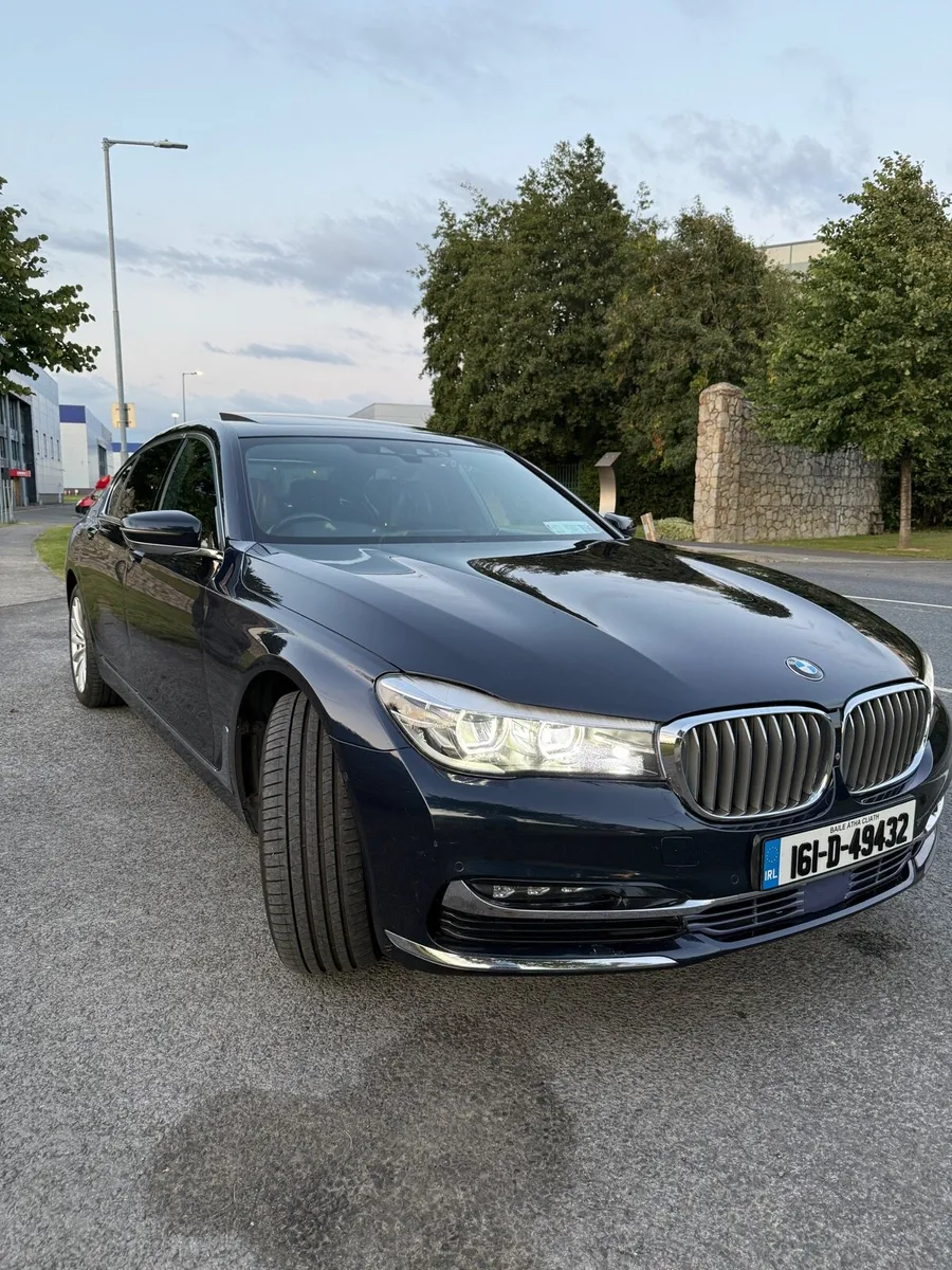 161 BMW 730Ld Huge Specs FULL BMW history Low mile - Image 2